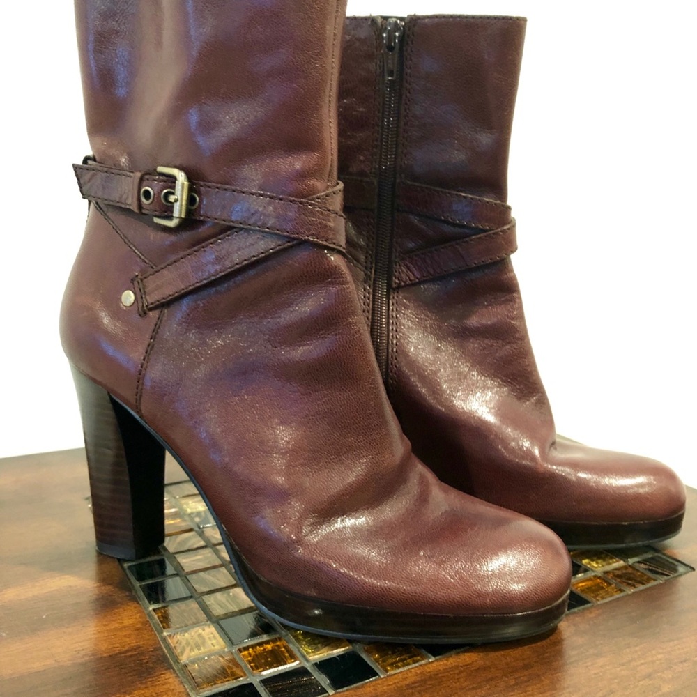 Nine West boots. 7.5. TTS.